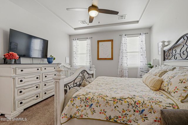 861 Via Glorieta, Santa Teresa, NM 88008