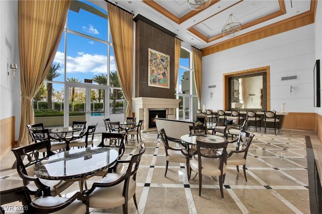 2777 Paradise Road 2002, Las Vegas, NV 89109