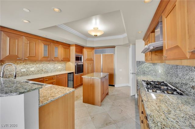 2777 Paradise Road 2002, Las Vegas, NV 89109