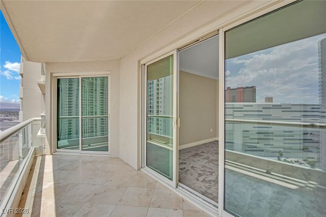 2777 Paradise Road 2002, Las Vegas, NV 89109