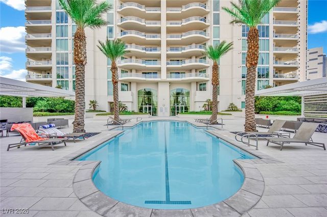 2777 Paradise Road 2002, Las Vegas, NV 89109