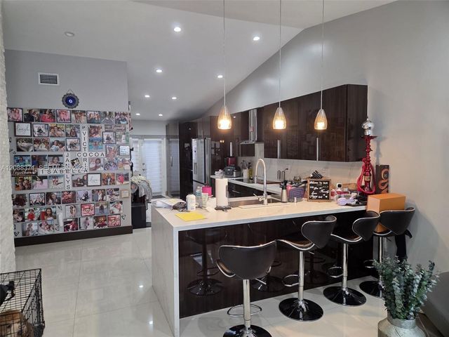 9085 NW 117th Street, Hialeah Gardens, FL 33018