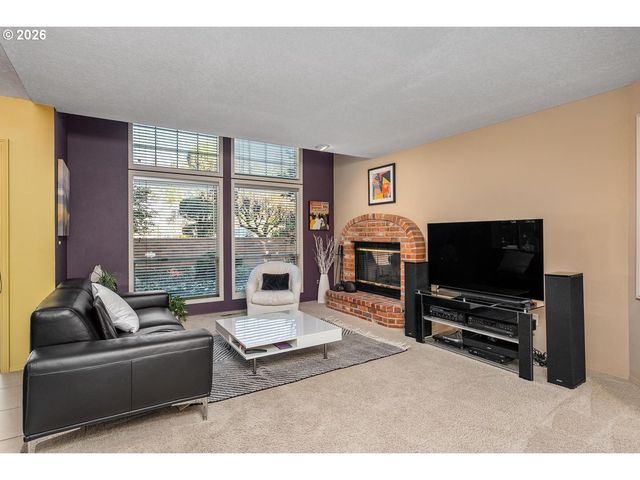 16035 Nw ELIZABETH Ct, Beaverton, OR 97006