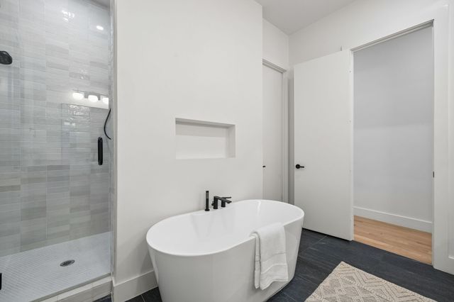 5104 Vandelia Street, Dallas, TX 75235