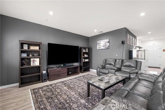 20849 108th, California City, CA 93505