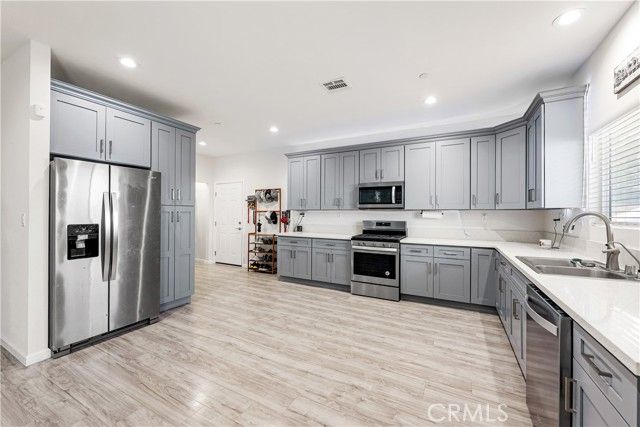 20849 108th, California City, CA 93505