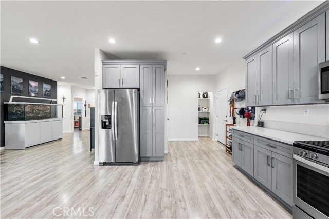 20849 108th, California City, CA 93505