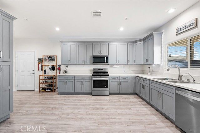 20849 108th, California City, CA 93505