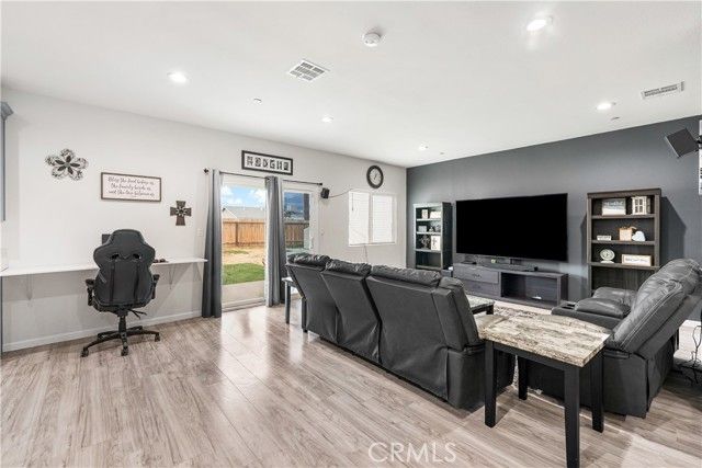 20849 108th, California City, CA 93505