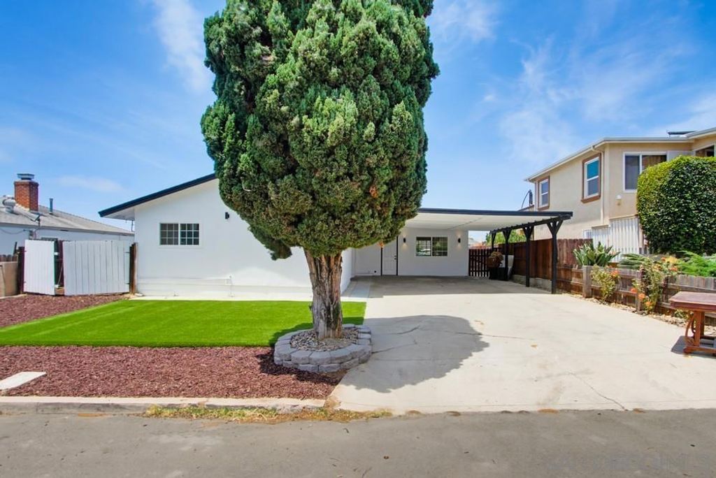 5754 Potomac St, San Diego, CA 92139 — photo 2
