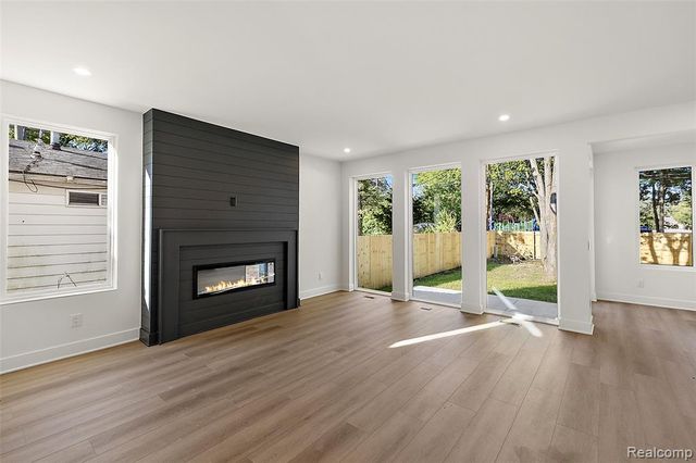 3121 Grayson Street, Ferndale, MI 48220