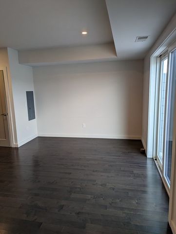 3383 Washington Street 404, Boston, MA 02130