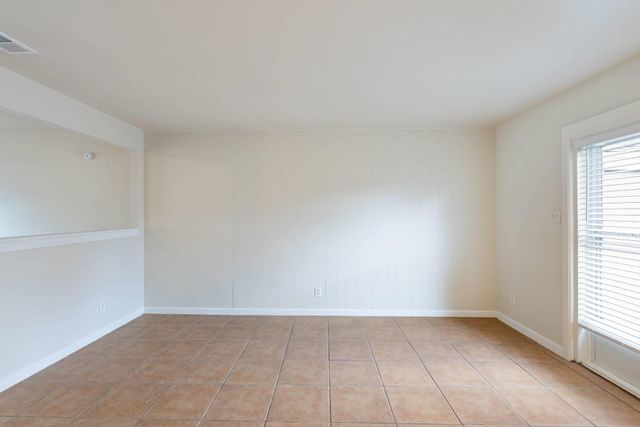 5802 Belmoor DR B, Austin, TX 78723