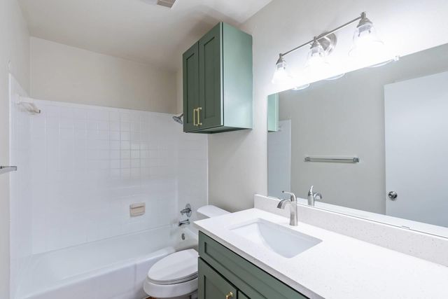 5802 Belmoor DR B, Austin, TX 78723