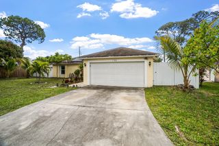 192 NE Caprona Ave, Port St Lucie, FL 34983
