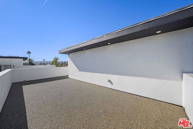 13692 Erwin Street, Van Nuys (los Angeles), CA 91401