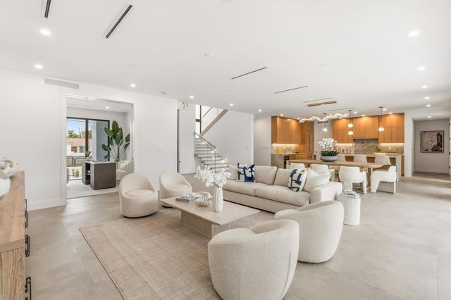 1113 Avocado Isle, Fort Lauderdale, FL 33315