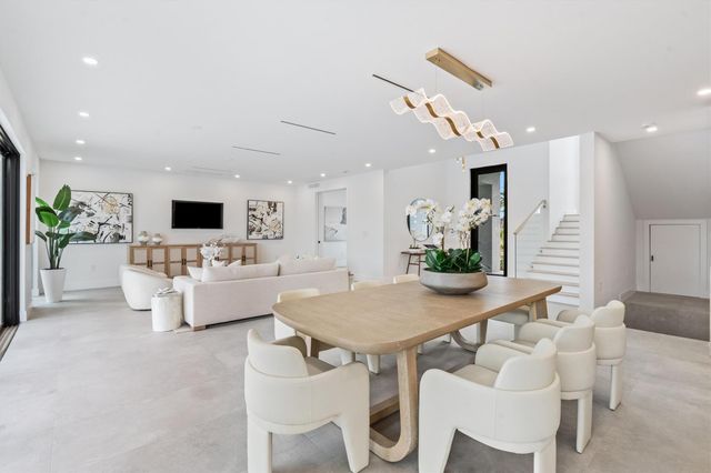 1113 Avocado Isle, Fort Lauderdale, FL 33315