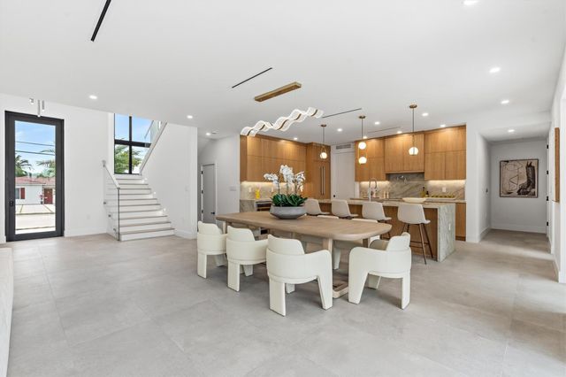 1113 Avocado Isle, Fort Lauderdale, FL 33315