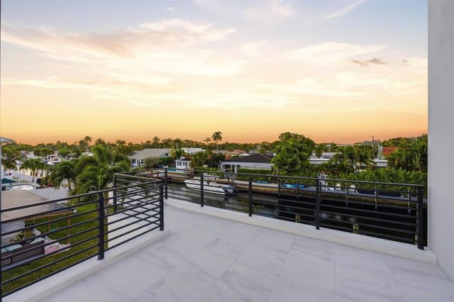 1113 Avocado Isle, Fort Lauderdale, FL 33315