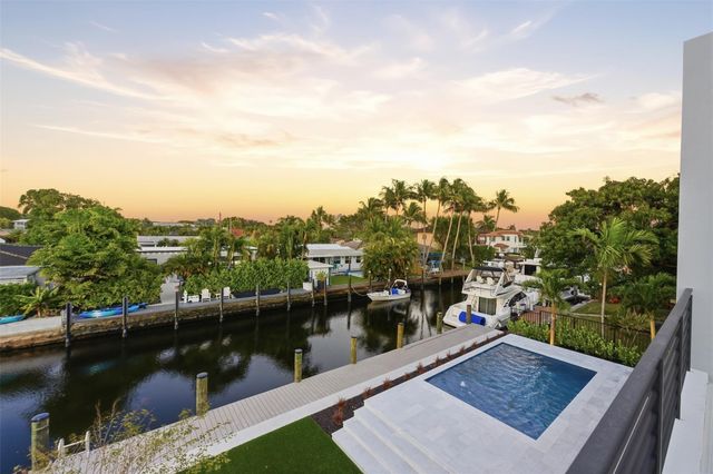 1113 Avocado Isle, Fort Lauderdale, FL 33315