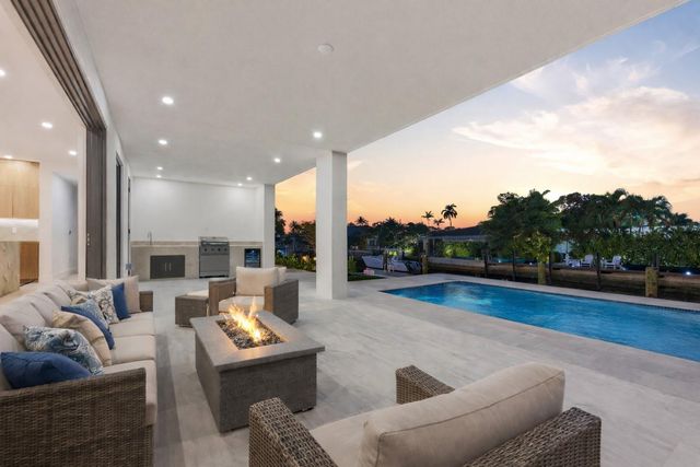 1113 Avocado Isle, Fort Lauderdale, FL 33315