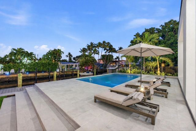 1113 Avocado Isle, Fort Lauderdale, FL 33315