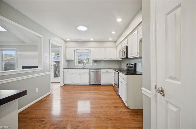 5325 Club Head RD, Virginia Beach, VA 23455