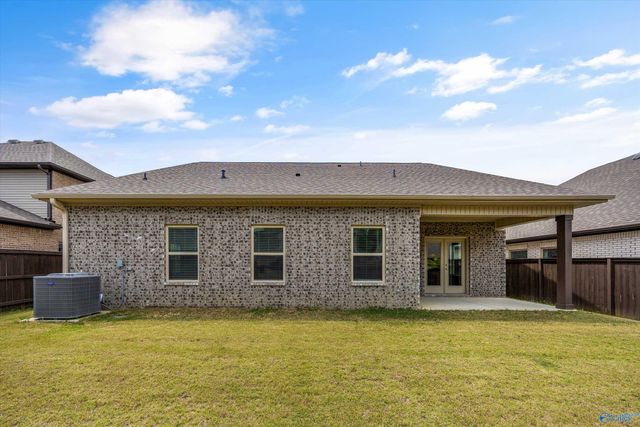 107 Barlow Way, Owens Cross Roads, AL 35763