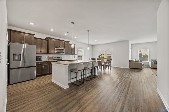 107 Barlow Way, Owens Cross Roads, AL 35763