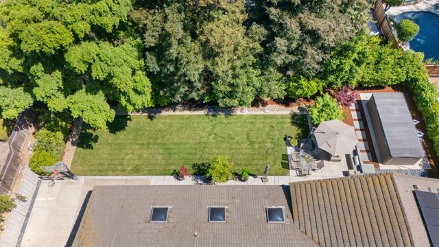 6904 Arrowwood Drive, Riverbank, CA 95367