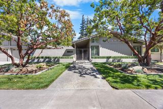 6904 Arrowwood Drive, Riverbank, CA 95367