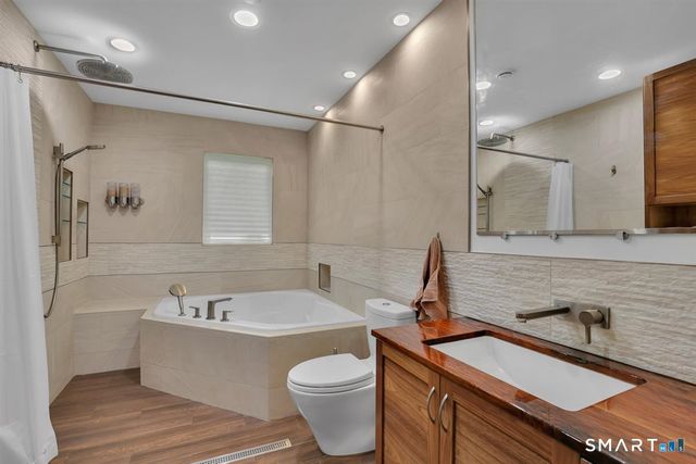 202 Coles Road, Cromwell, CT 06416