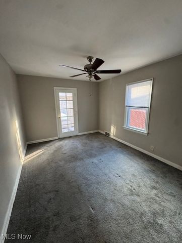 13518 Cedar Road, University Heights, OH 44118