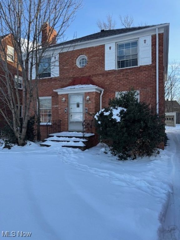 13518 Cedar Road, University Heights, OH 44118