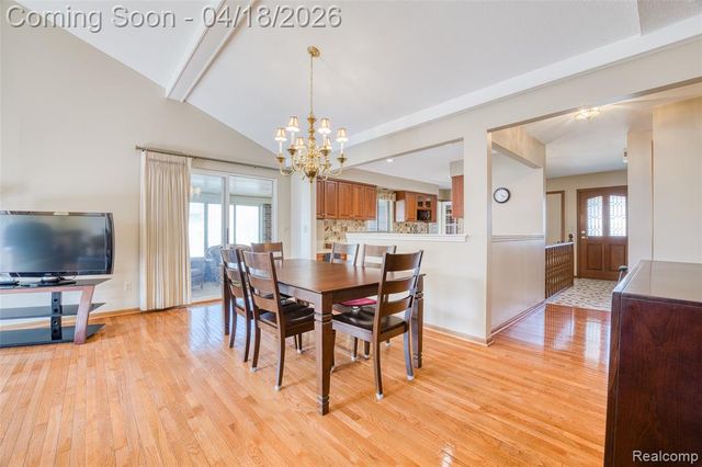 35631 Heritage Lane, Farmington, MI 48335