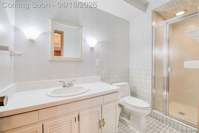 35631 Heritage Lane, Farmington, MI 48335