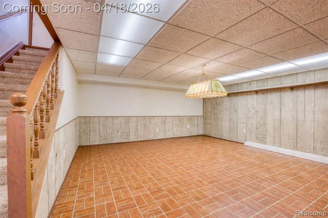 35631 Heritage Lane, Farmington, MI 48335