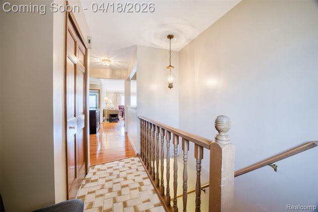 35631 Heritage Lane, Farmington, MI 48335