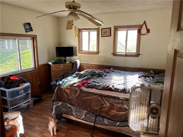 65 Sandrock Rd, Franklin Twp, PA 15486