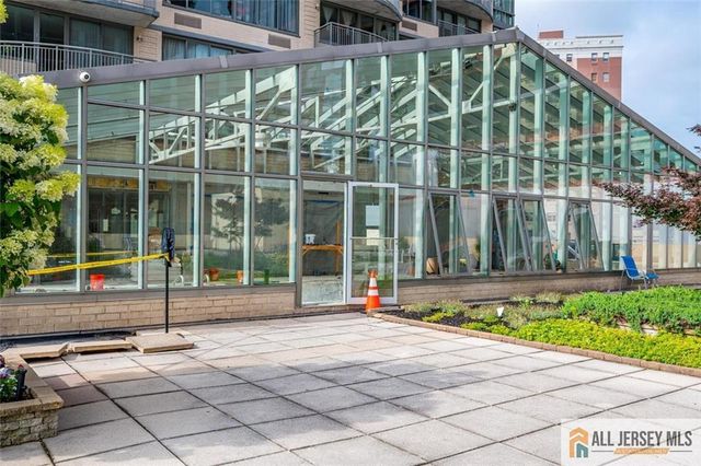 1 Spring Street 1405, New Brunswick, NJ 08901