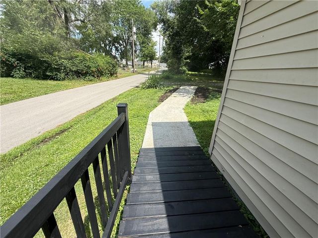 303 Bell Street, Richmond, MO 64085