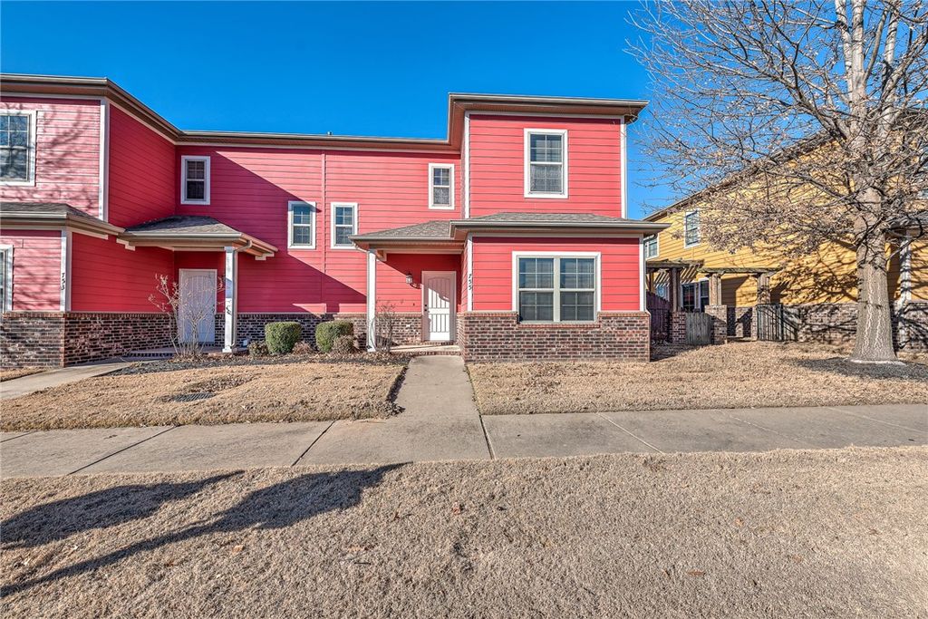 755 N Wordsworth Lane, Fayetteville, AR 72704