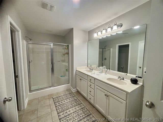 215 AMBERGATE Drive, Youngsville, NC 27596