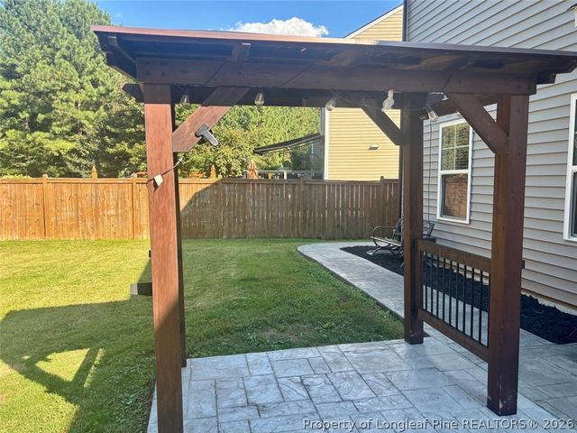 215 AMBERGATE Drive, Youngsville, NC 27596