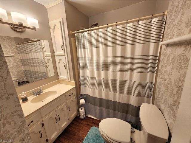 181 Camelia Court, Mount Airy, NC 27030