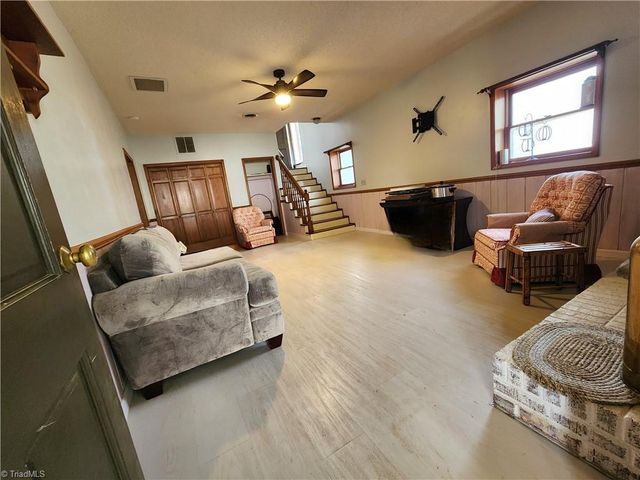 181 Camelia Court, Mount Airy, NC 27030