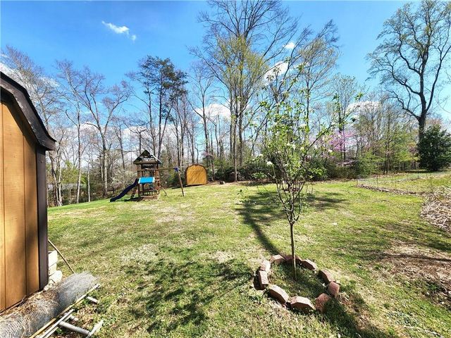 181 Camelia Court, Mount Airy, NC 27030