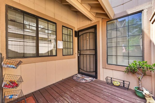 8187 Shane Ln, Citrus Heights, CA 95610