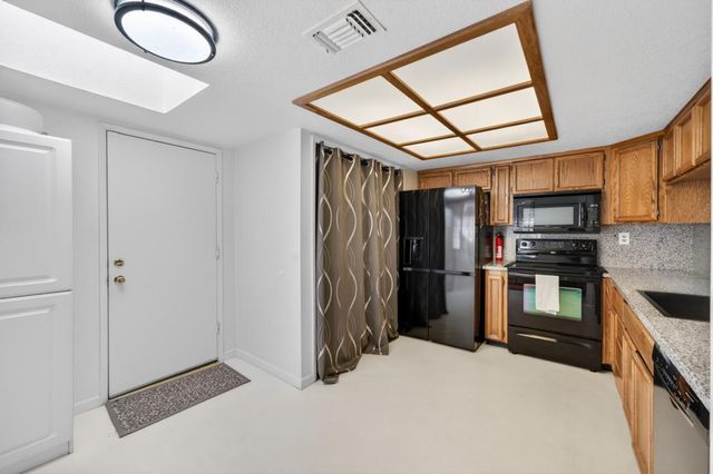 8187 Shane Ln, Citrus Heights, CA 95610